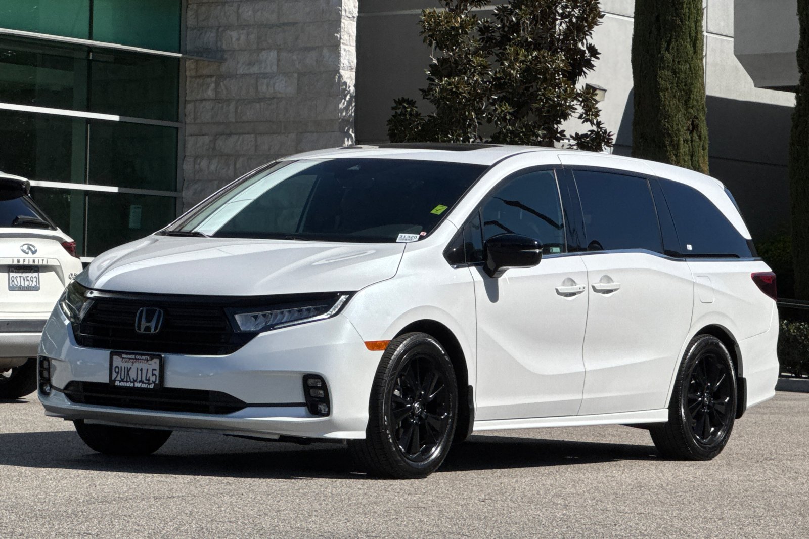 Certified Used 2024 Platinum White Pearl Honda SPORT image 8