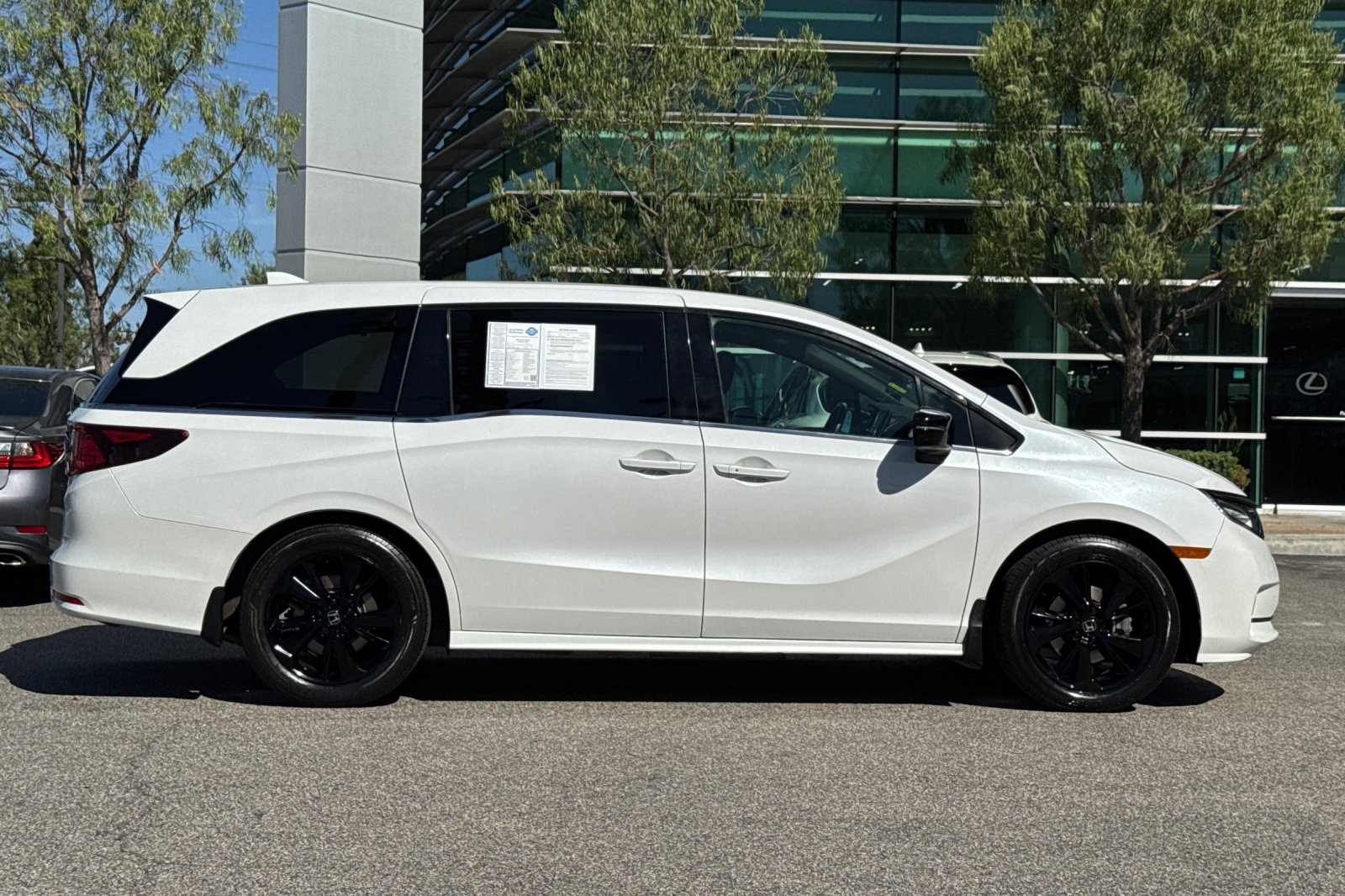 Certified Used 2024 Platinum White Pearl Honda SPORT image 3