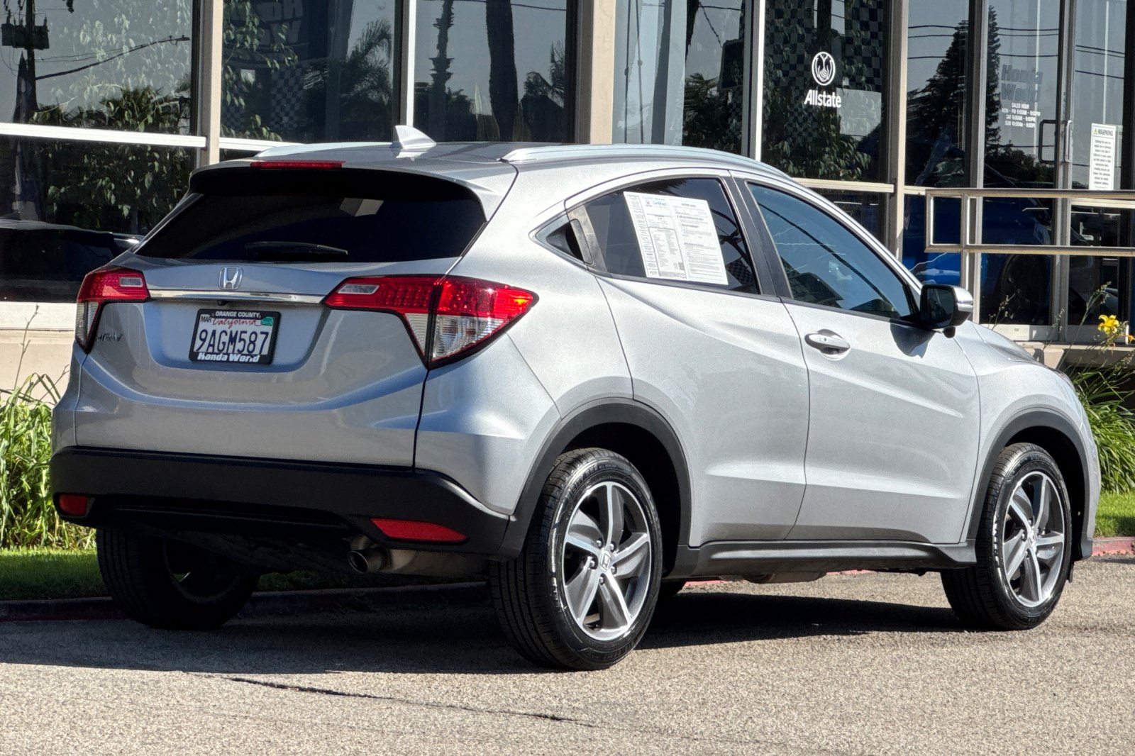 Certified Used 2022 Lunar Silver Metallic Honda 2WD EX image 4