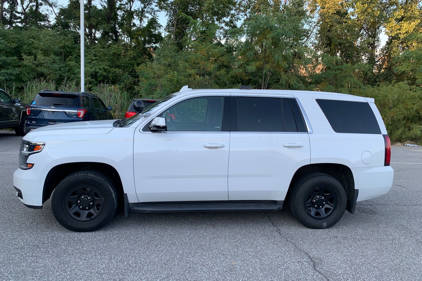 Used 2015 Summit White Chevrolet Police image 2