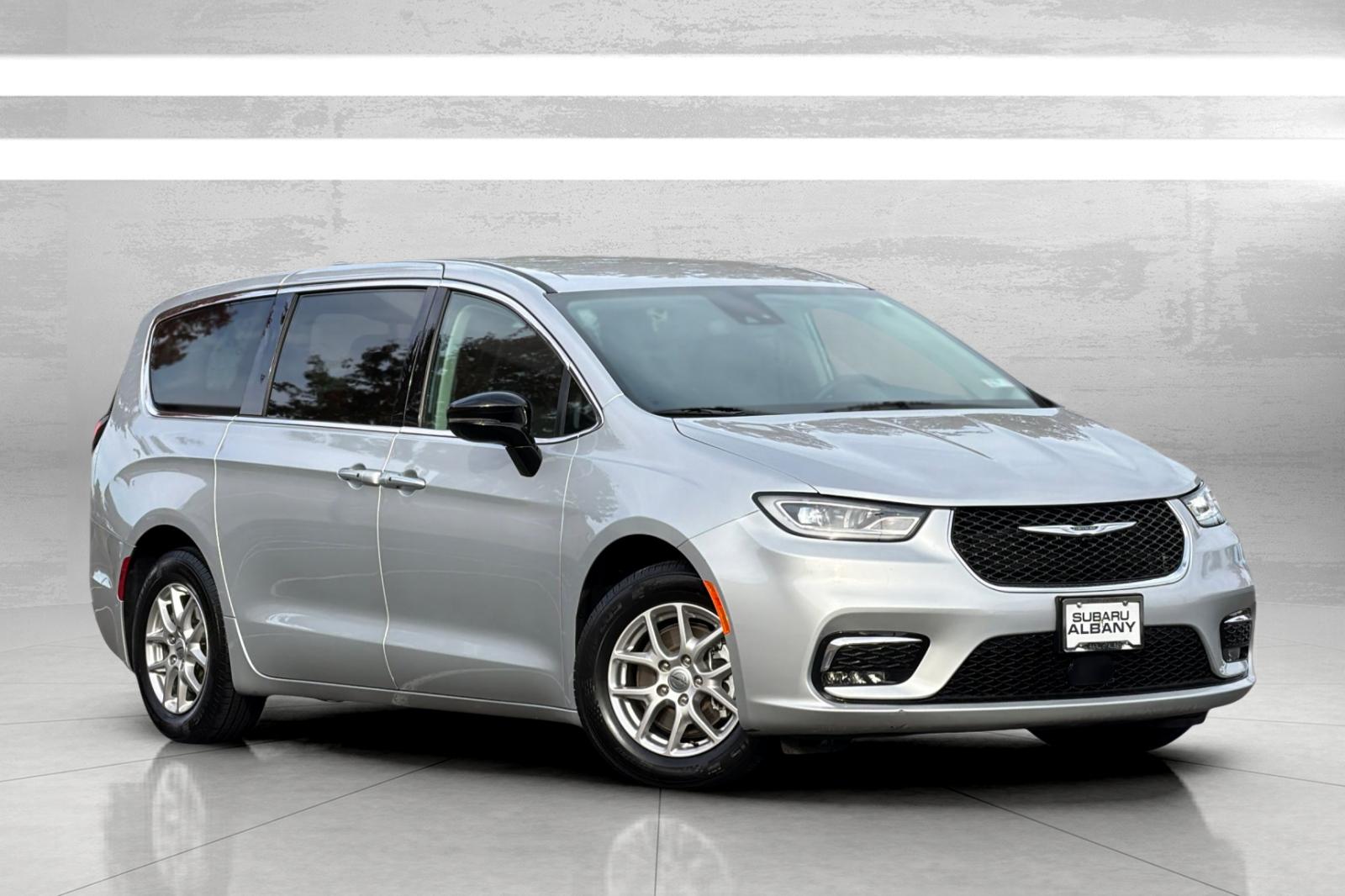 2024 Chrysler Pacifica