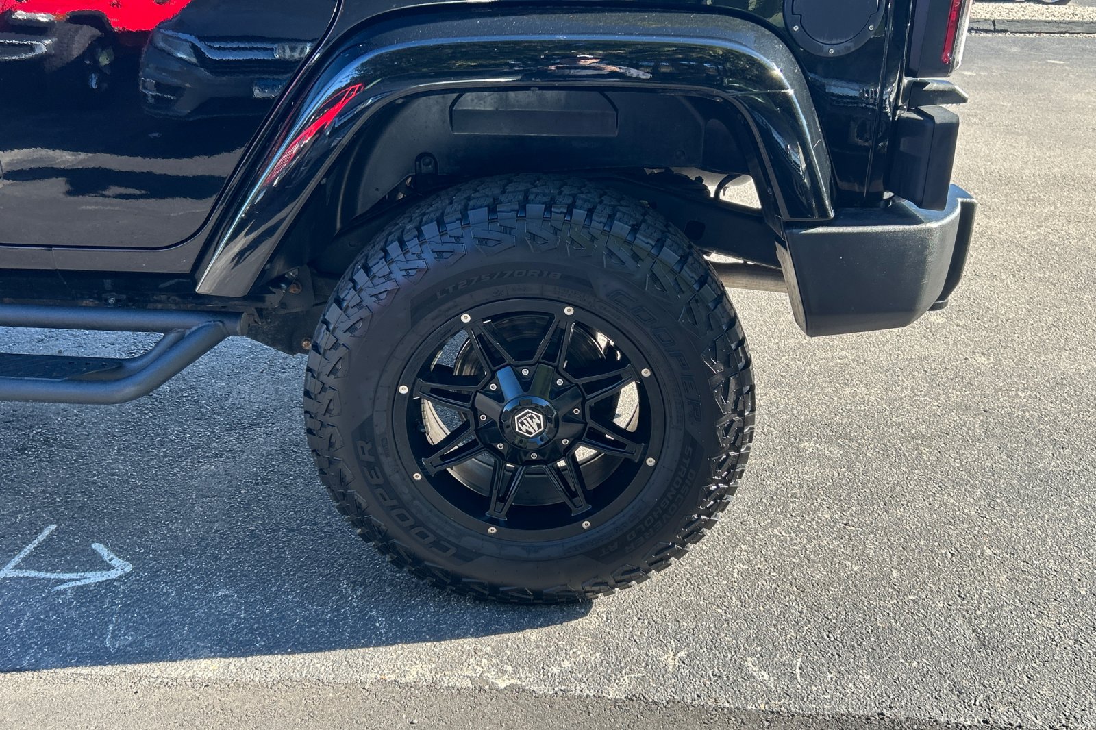 Used 2016 Black Clearcoat Jeep Unlimited Sahara image 24