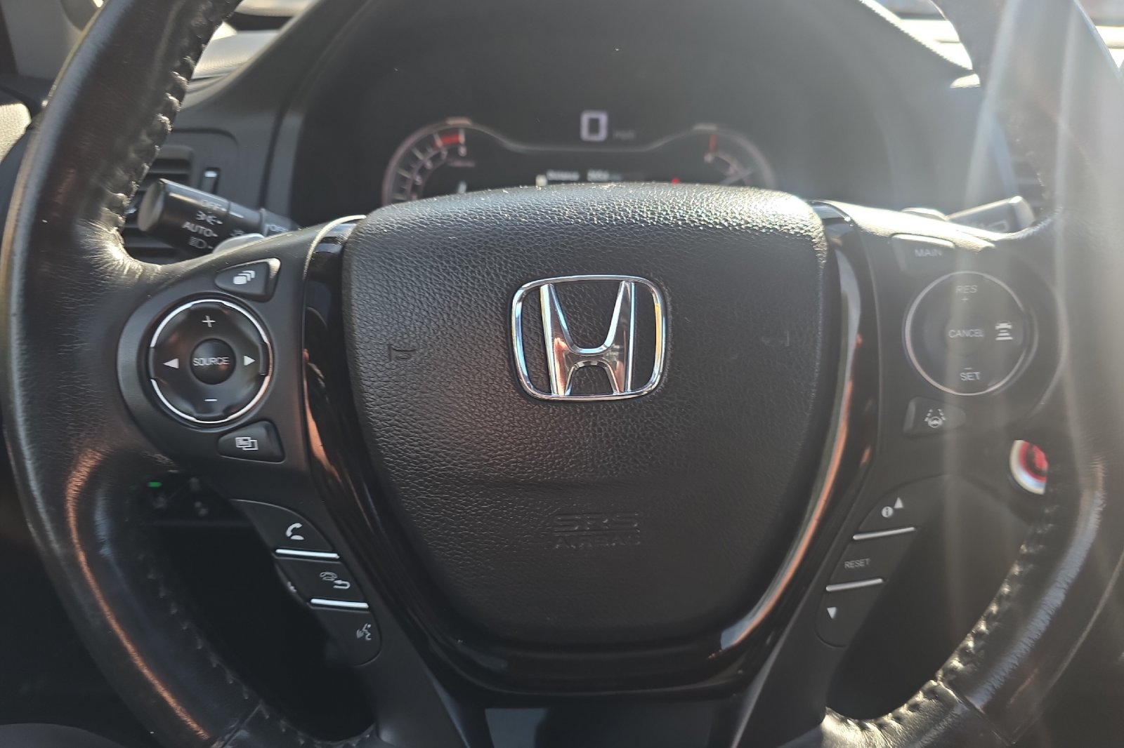 Used 2017 Crystal Black Pearl Honda Elite image 23