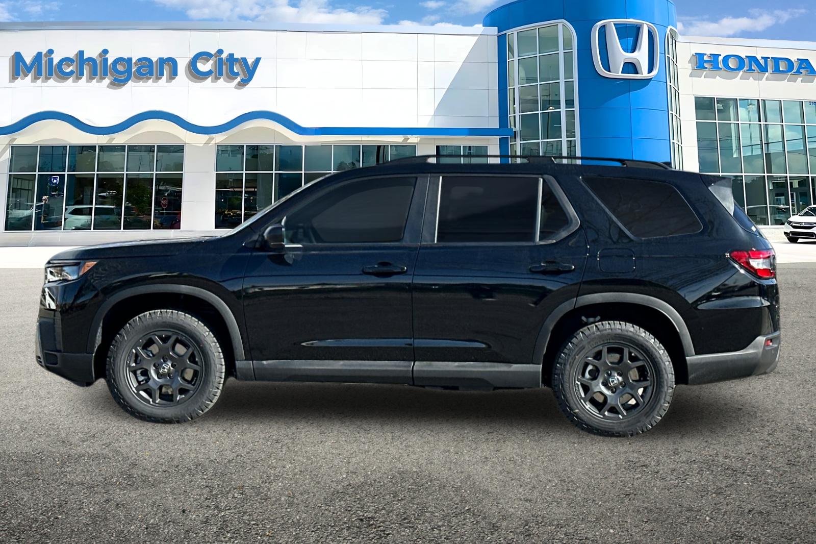 New 2026 Crystal Black Pearl Honda TrailSport image 2