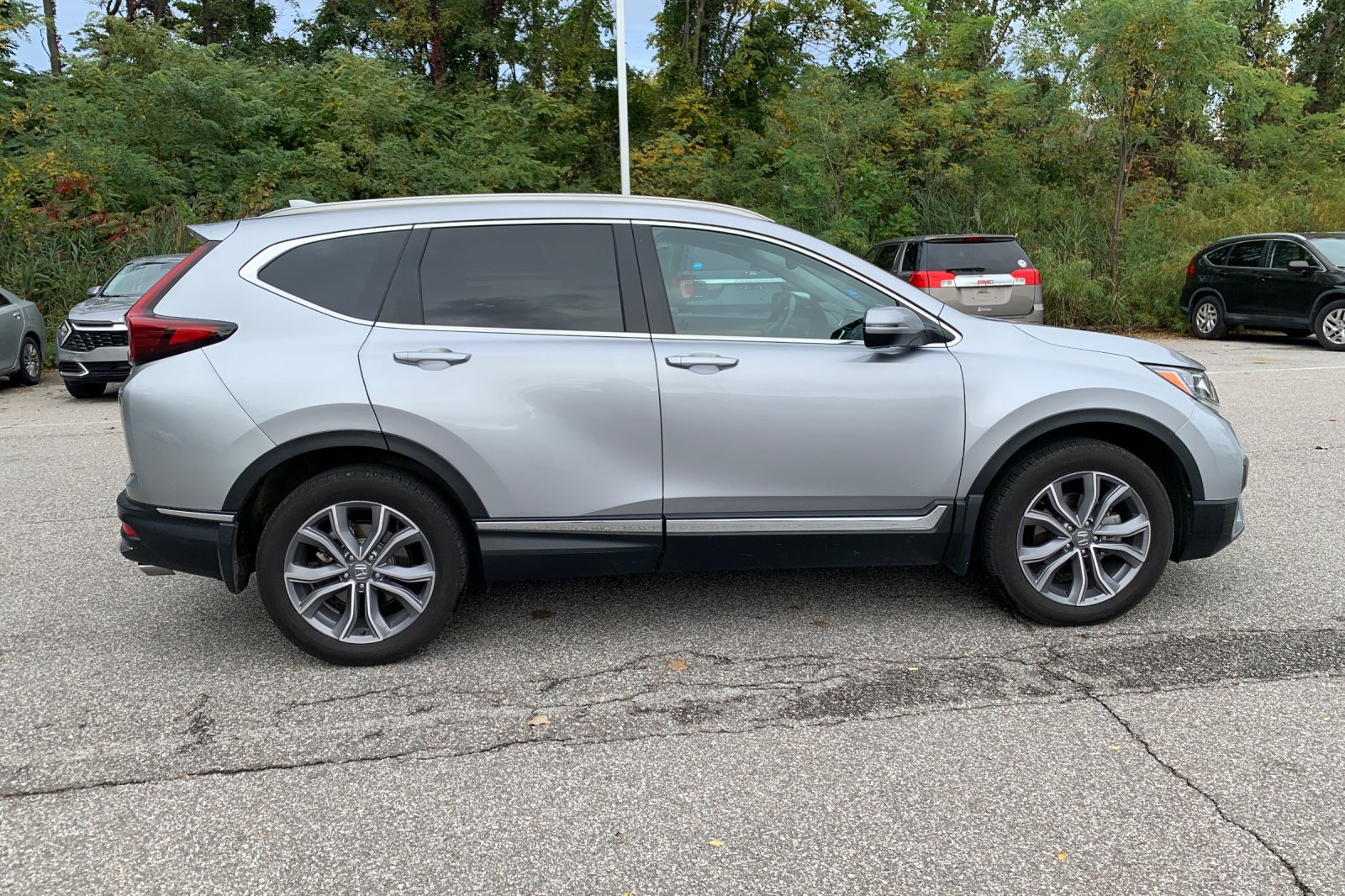 Certified Used 2020 Silver Honda Touring image 6