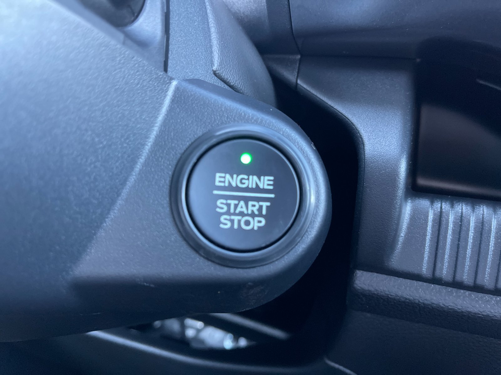 New 2026 Oxford White Ford Lariat® image 23