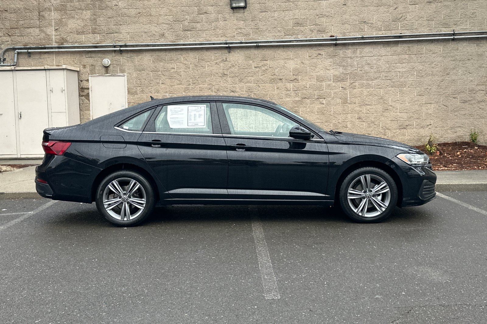 3VW7M7BU0RM058807