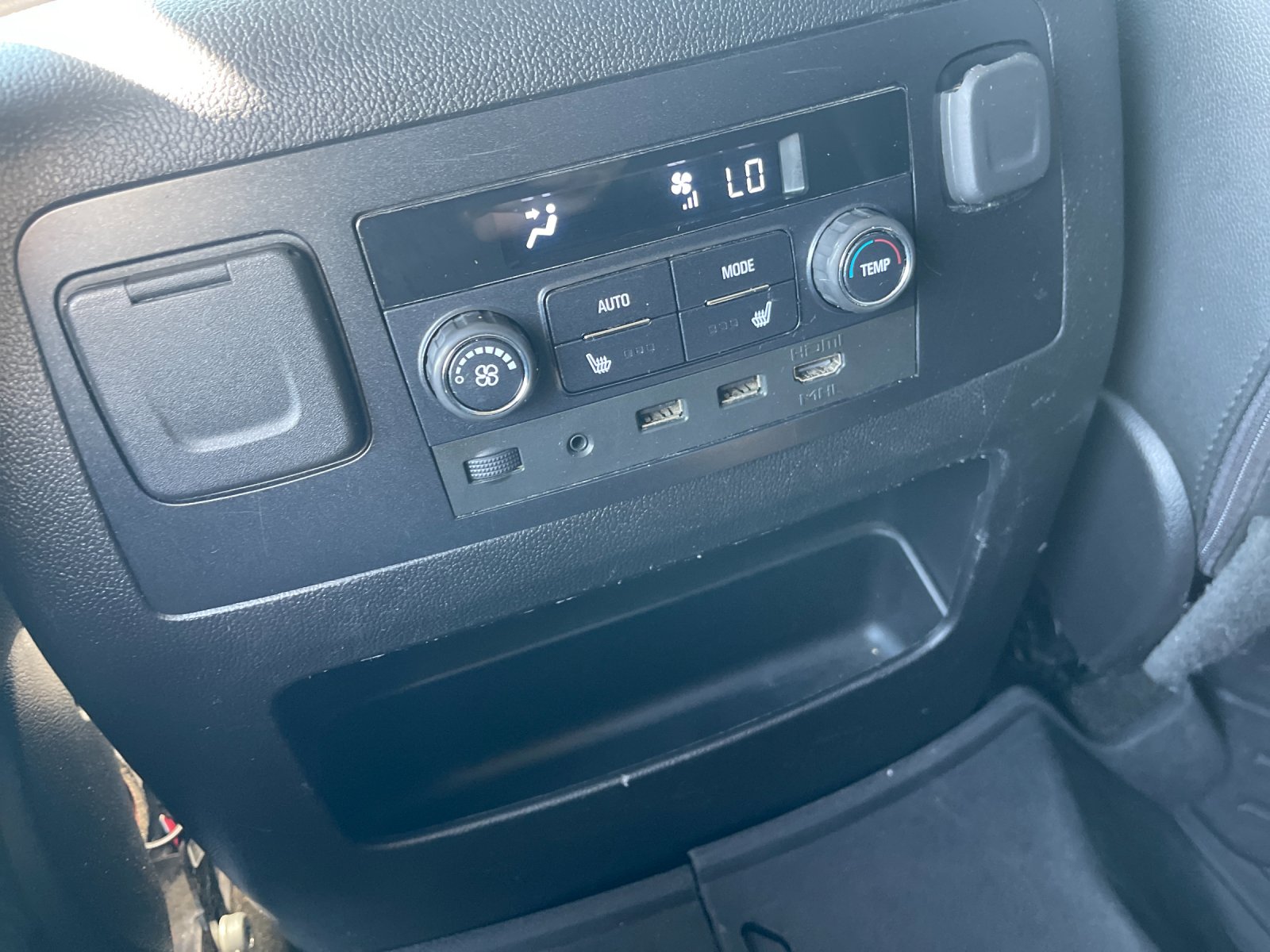 Used 2018 Gray Chevrolet Premier image 15