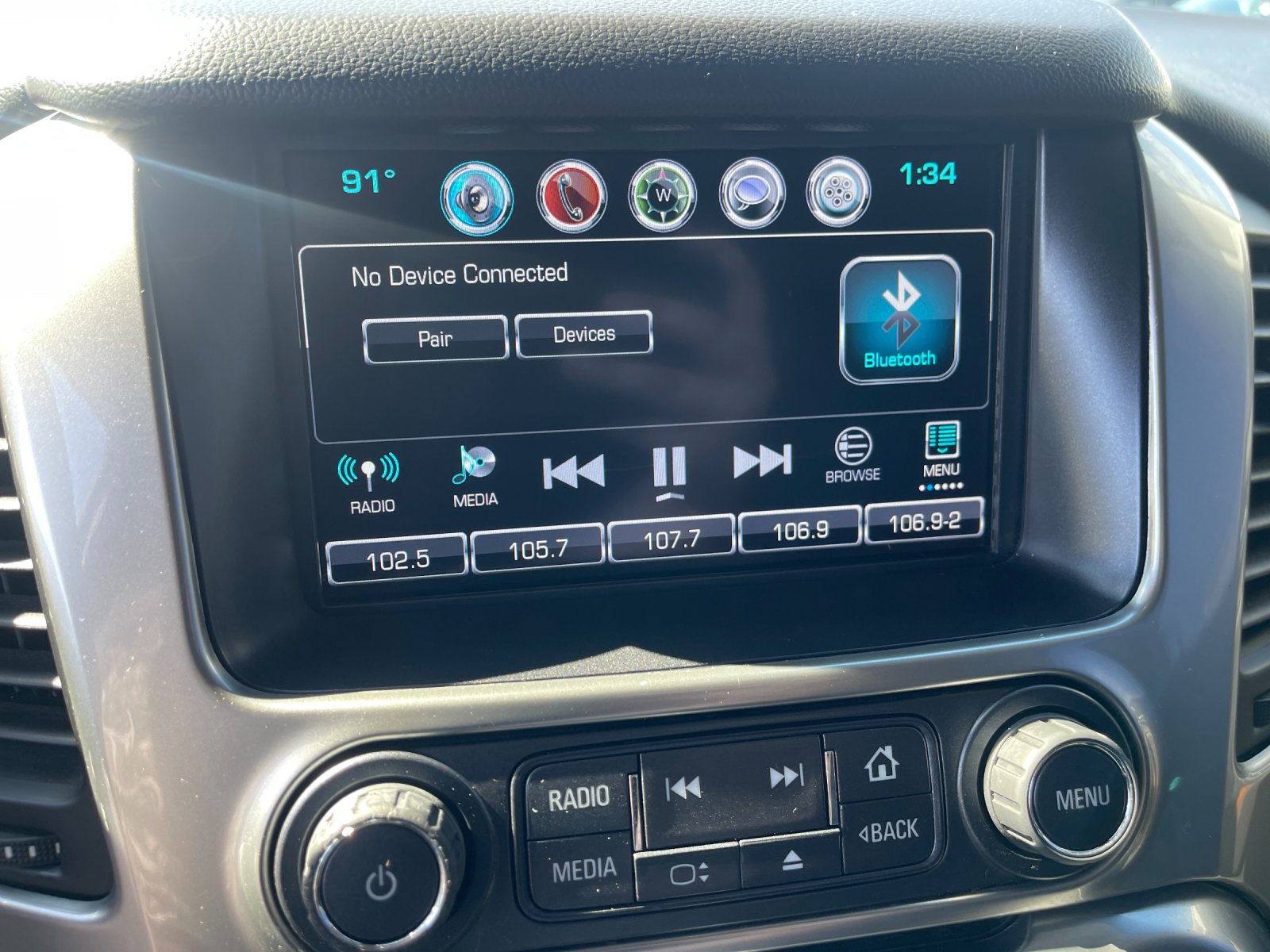 Used 2018 Gray Chevrolet Premier image 25