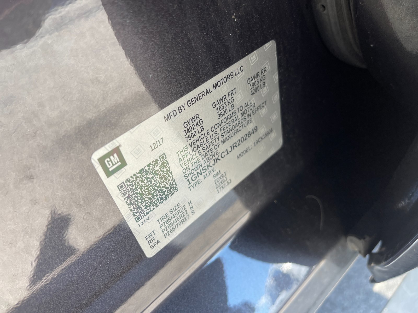 Used 2018 Gray Chevrolet Premier image 38