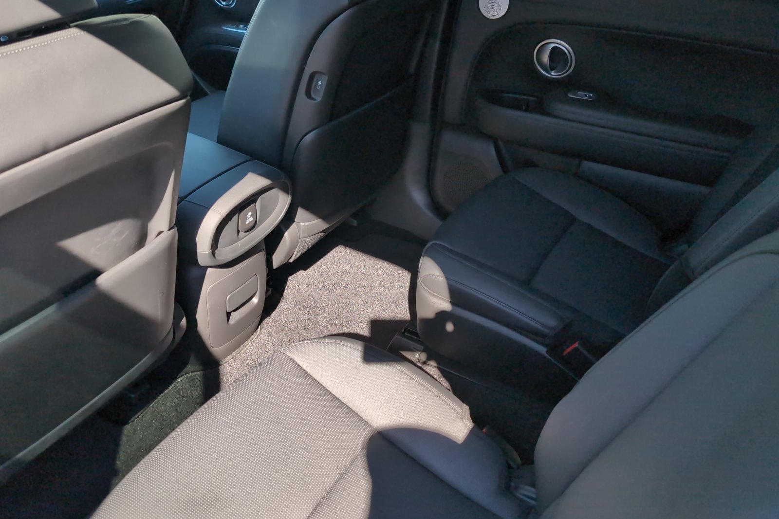 Used 2026 White Hyundai Limited image 13