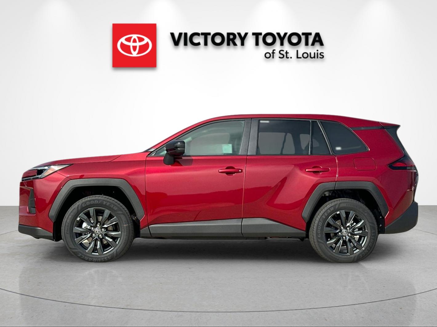 New 2026 Ruby Flare Pearl Toyota XLE Premium image 6