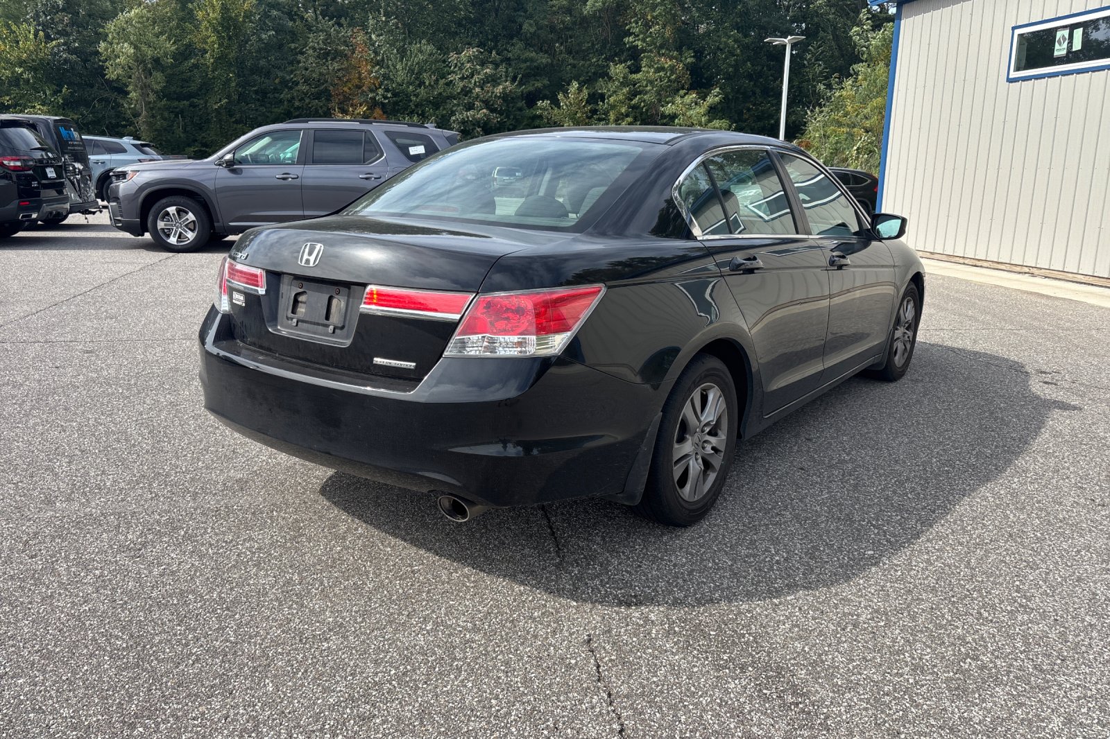 Used 2012 Crystal Black Pearl Honda SE image 5