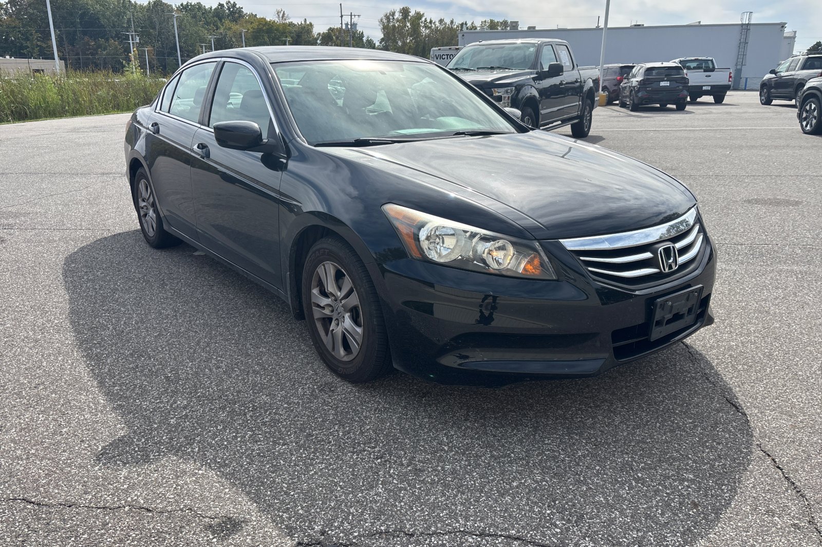 Used 2012 Crystal Black Pearl Honda SE image 8