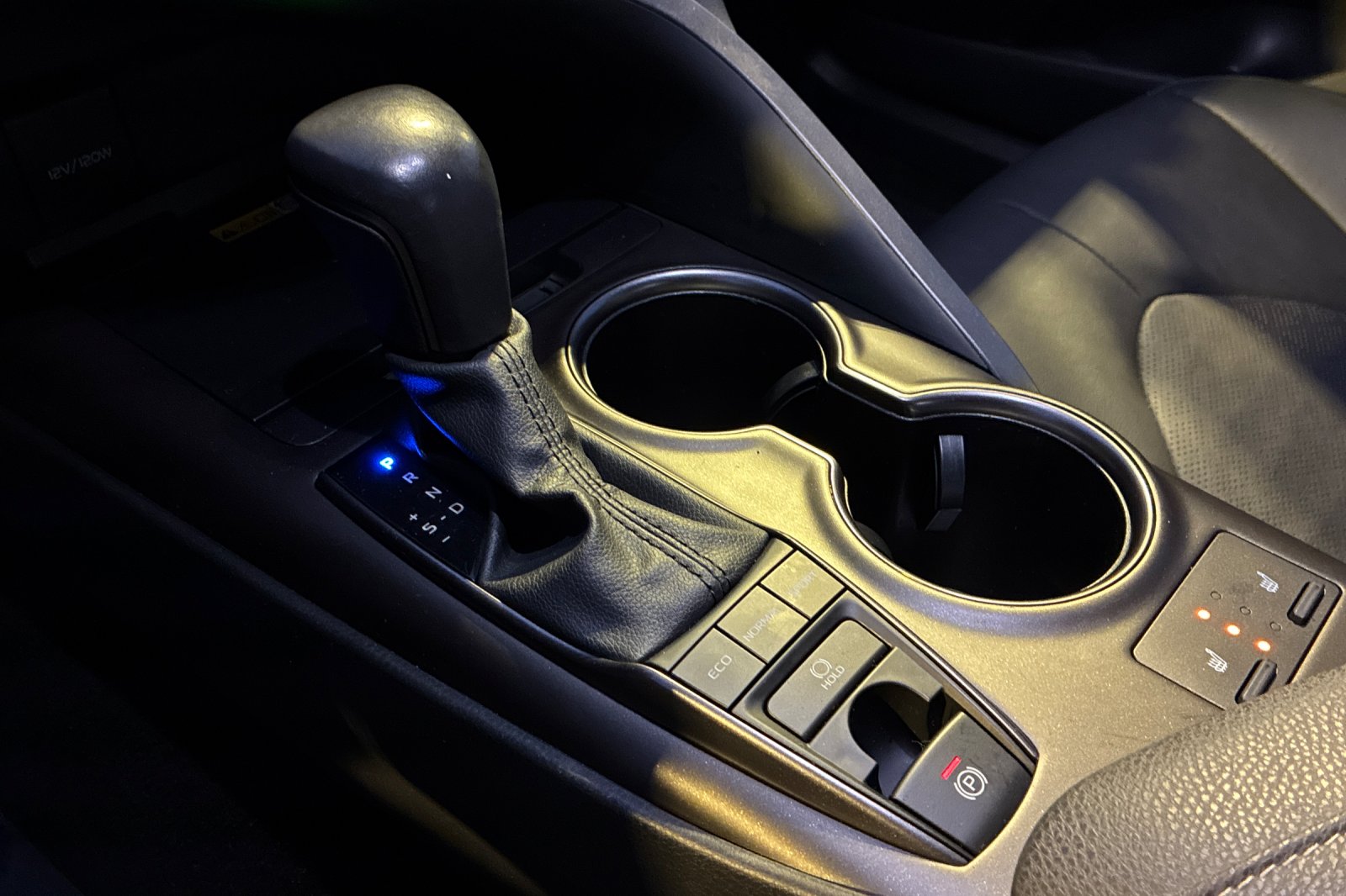 Used 2024 Midnight Black Metallic Toyota XSE image 27