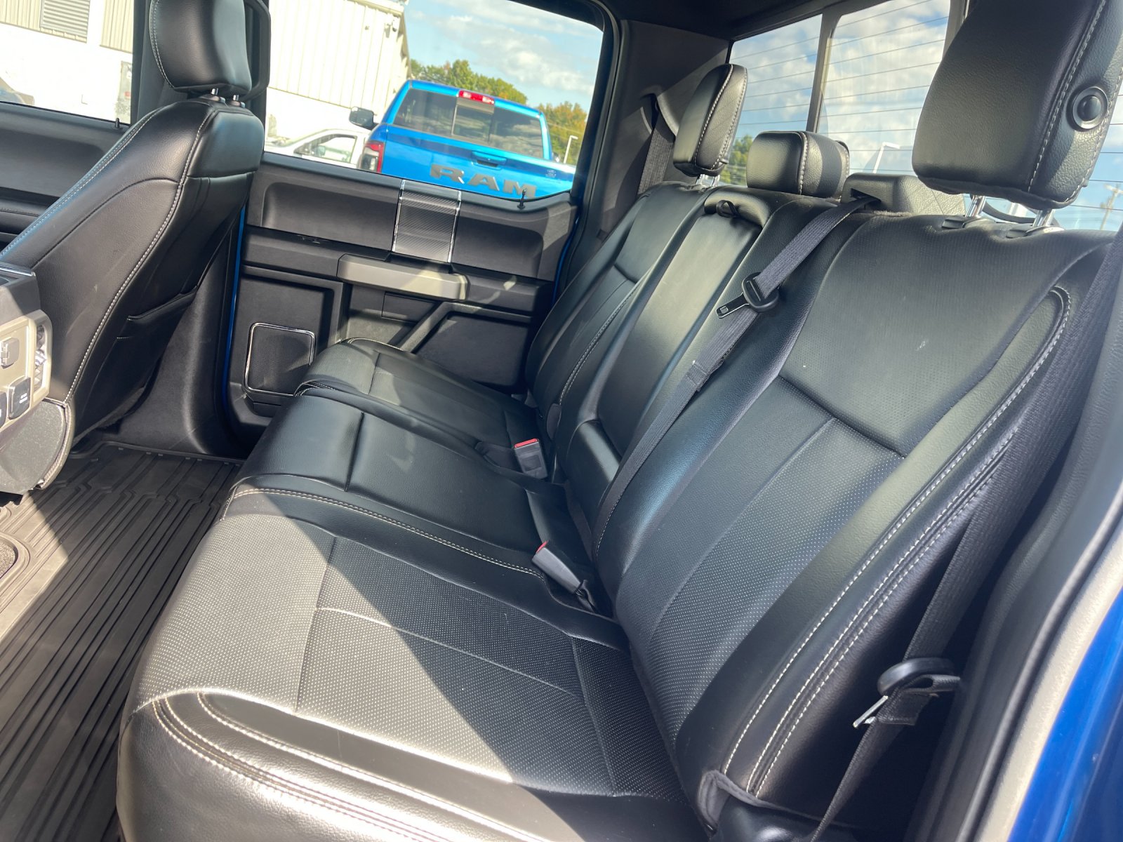 Used 2018 Lightning Blue Ford Lariat image 14