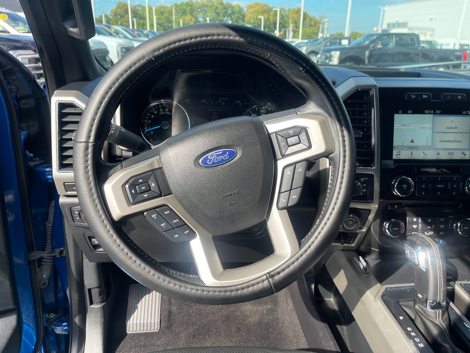 Used 2018 Lightning Blue Ford Lariat image 17