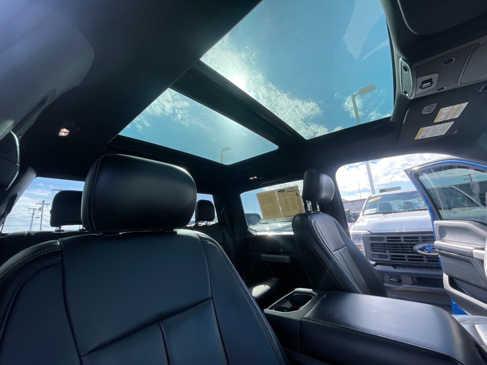 Used 2018 Lightning Blue Ford Lariat image 19
