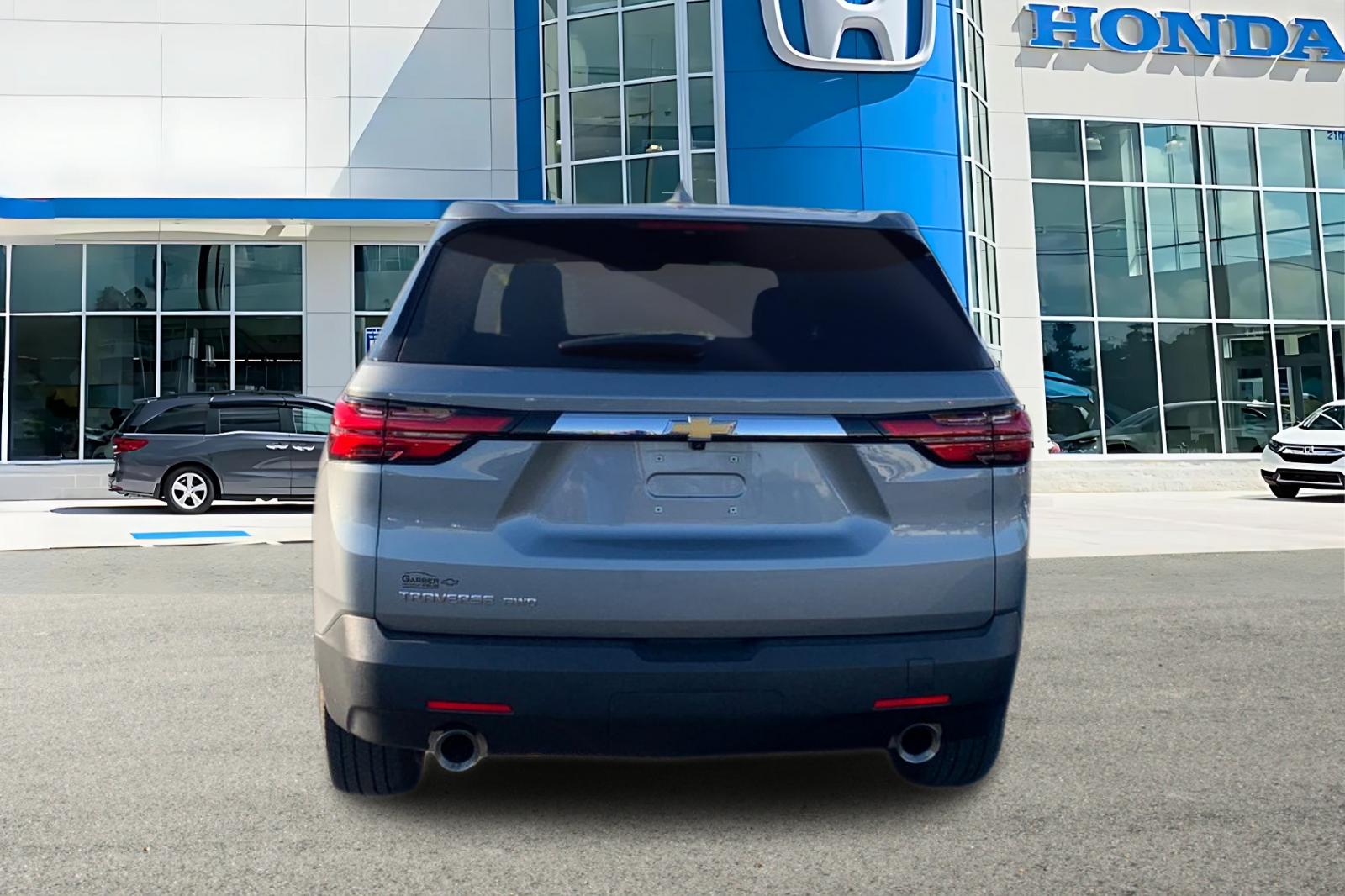 Used 2023 Gray Chevrolet LS image 4