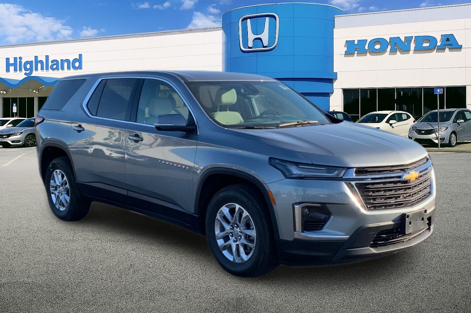 Used 2023 Gray Chevrolet LS image 7