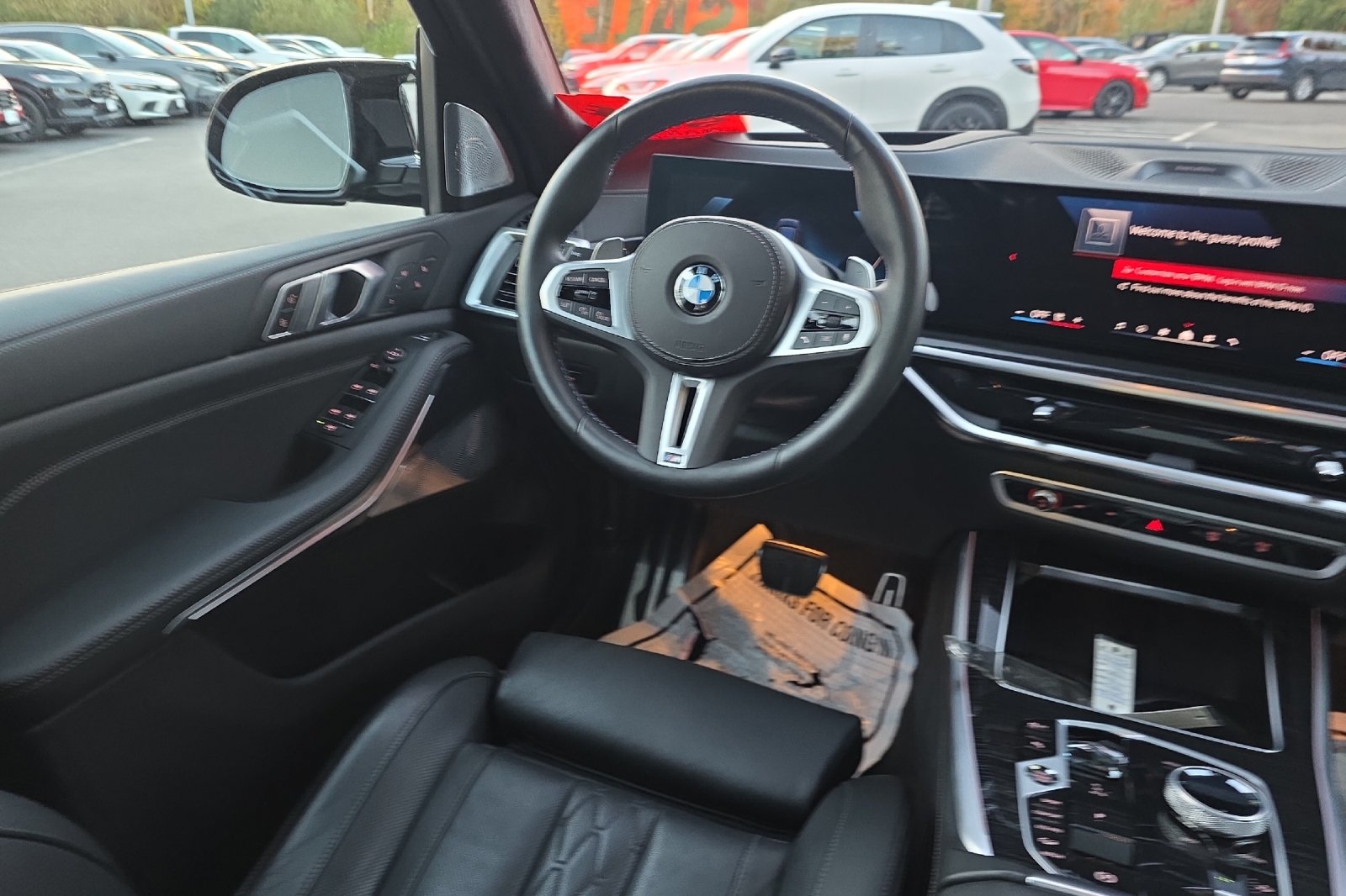 Used 2026 Black Sapphire Metallic BMW M60i image 15