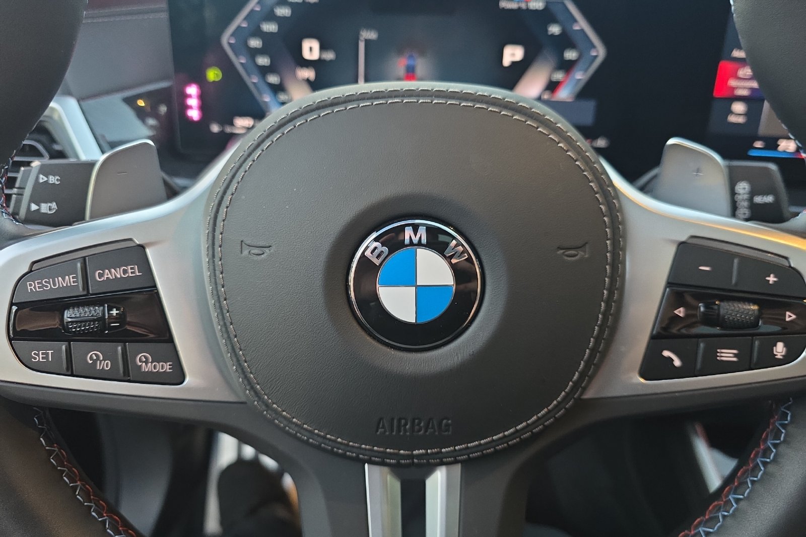 Used 2026 Black Sapphire Metallic BMW M60i image 23