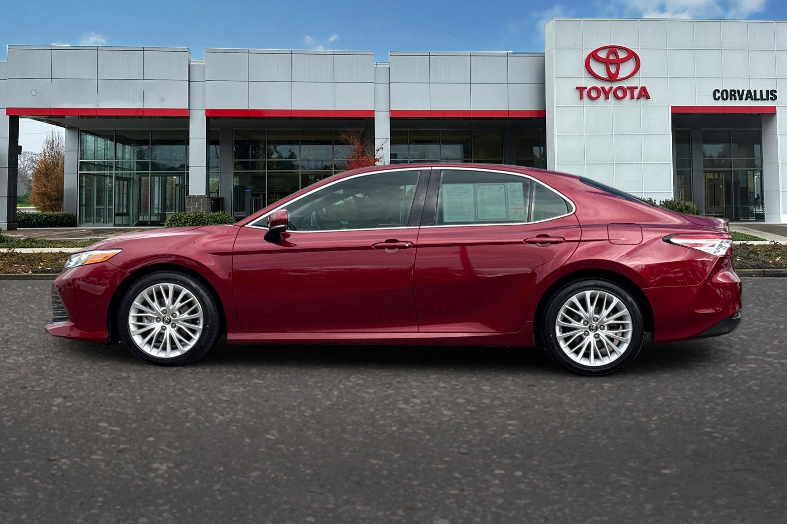 Certified Used 2018 Ruby Flare Pearl Toyota XLE image 7