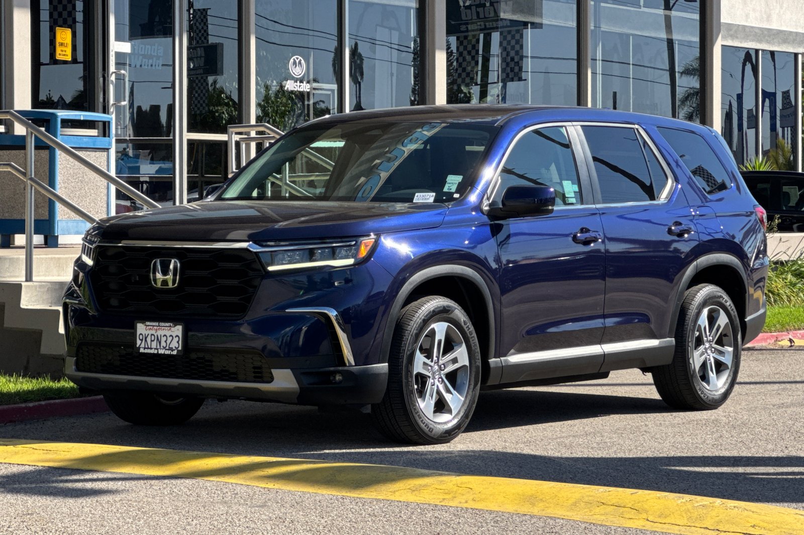 Certified Used 2024 Obsidian Blue Pearl Honda 2WD EX-L image 8