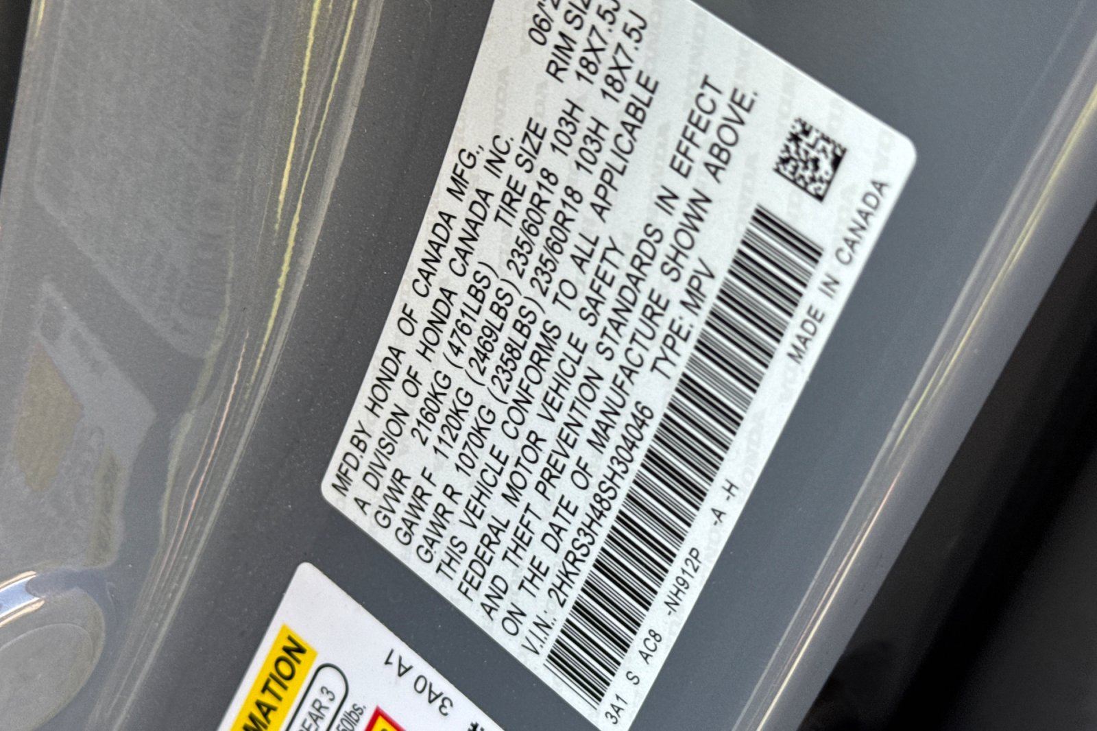 Certified Used 2025 Solar Silver Metallic Honda EX image 12