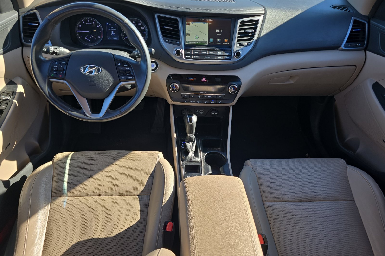 Used 2017 White Hyundai SE Plus image 9