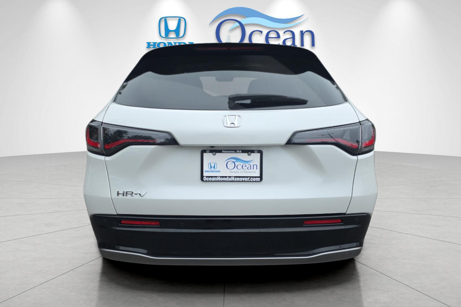 Used 2023 Platinum White Pearl Honda EX-L image 4