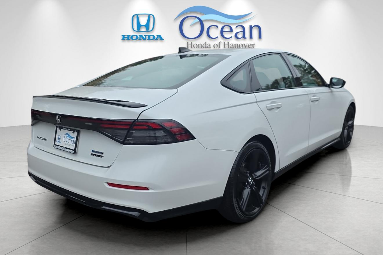Used 2024 Platinum White Pearl Honda Sport-L image 3