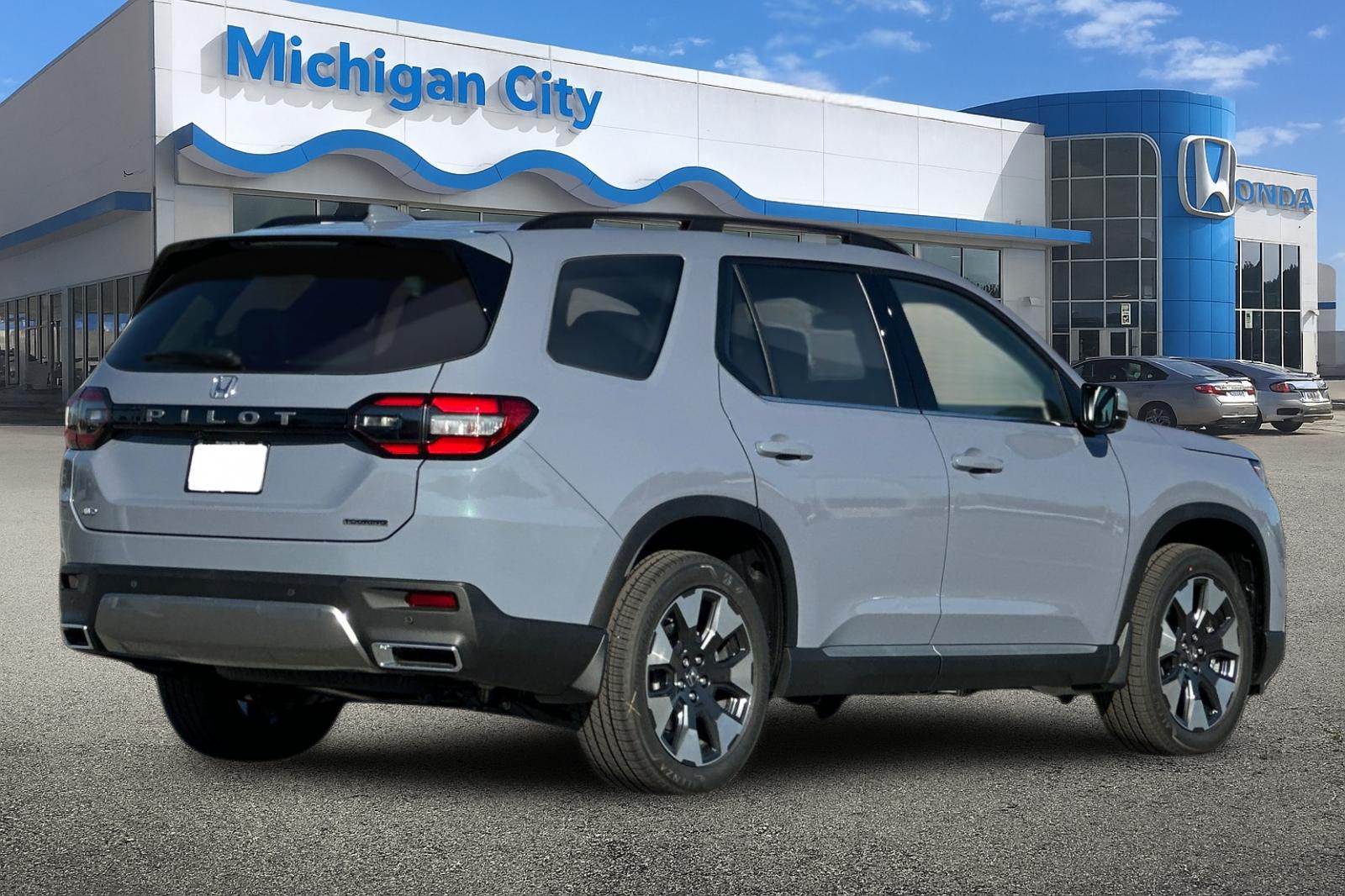 New 2026 Gray Honda Touring image 5