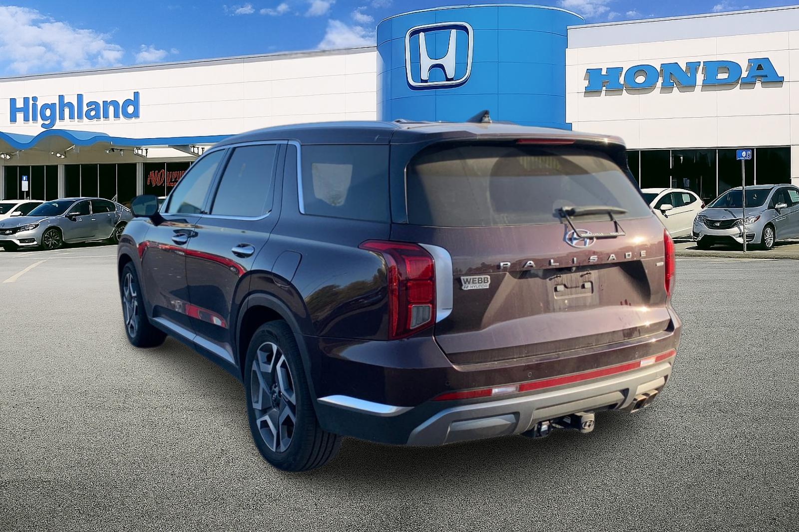 Used 2024 Red Hyundai Limited image 3
