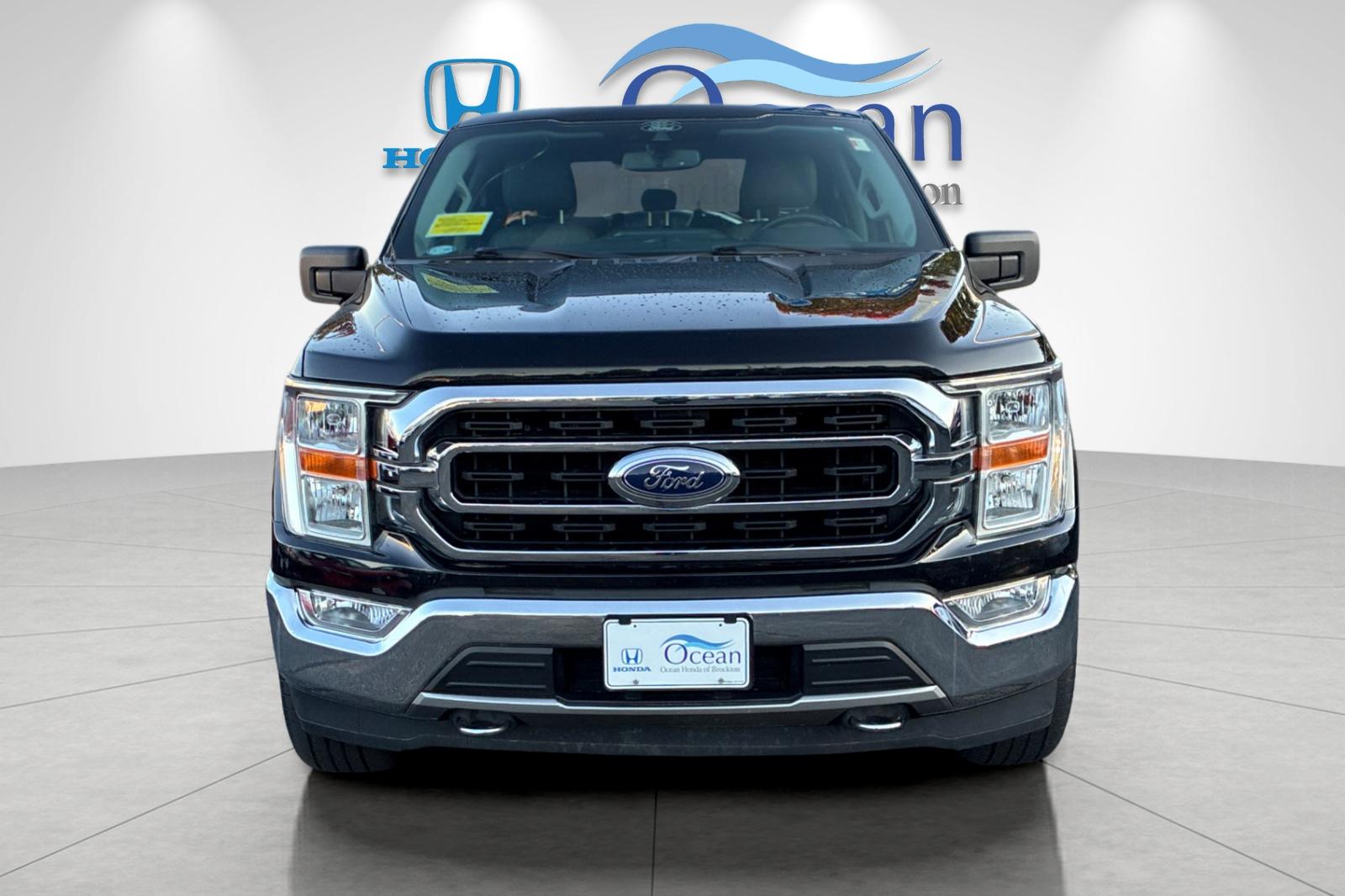 Used 2021 Agate Black Metallic Ford XLT image 8