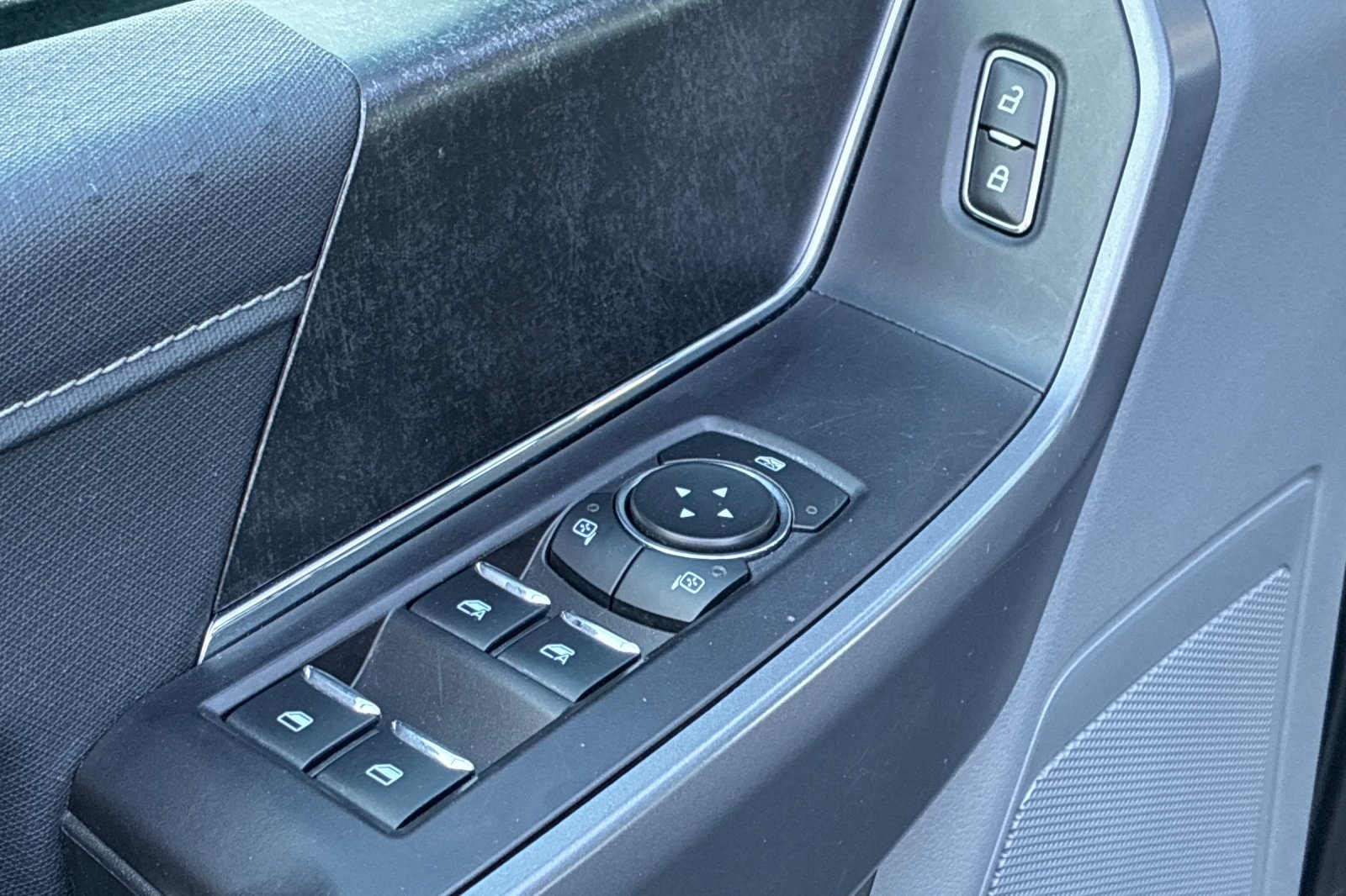 Used 2021 Agate Black Metallic Ford XLT image 13