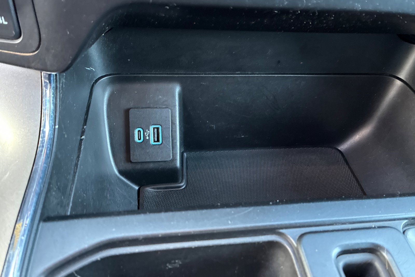 Used 2021 Agate Black Metallic Ford XLT image 36