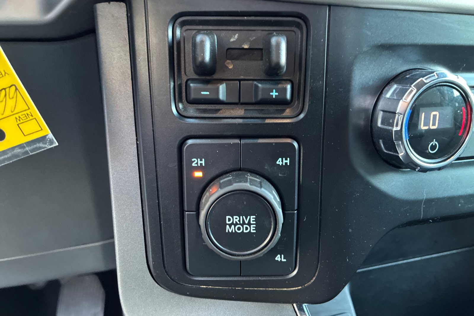 Used 2021 Agate Black Metallic Ford XLT image 44