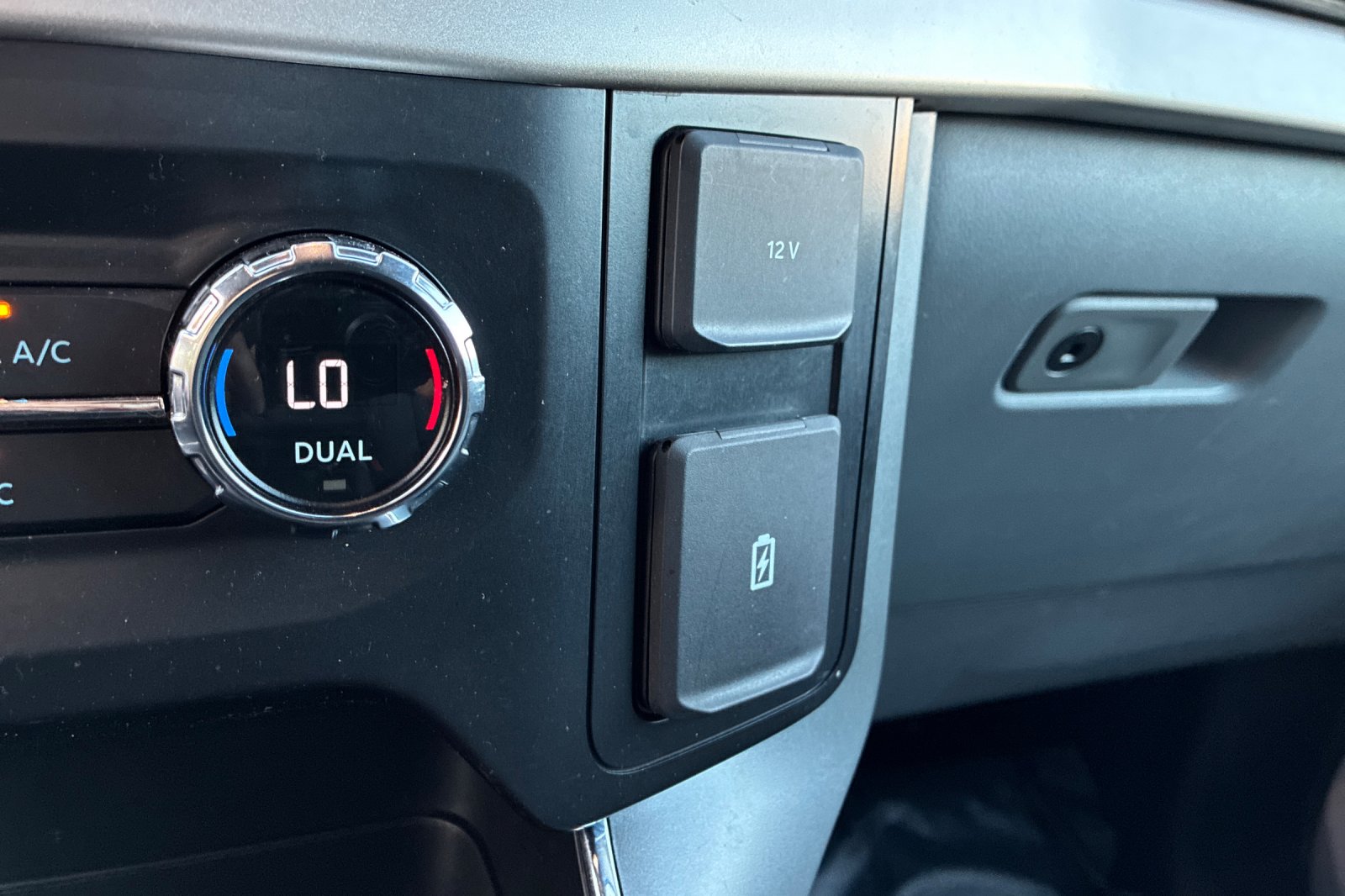 Used 2021 Agate Black Metallic Ford XLT image 45