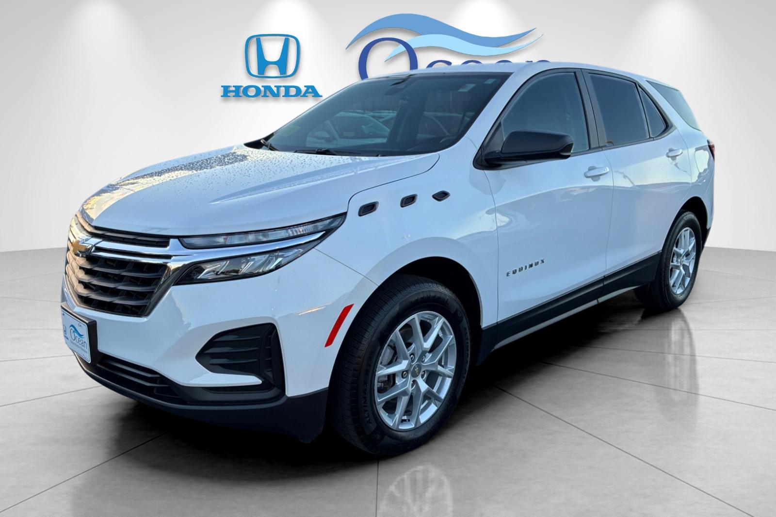 Used 2024 Summit White Chevrolet LS image 7