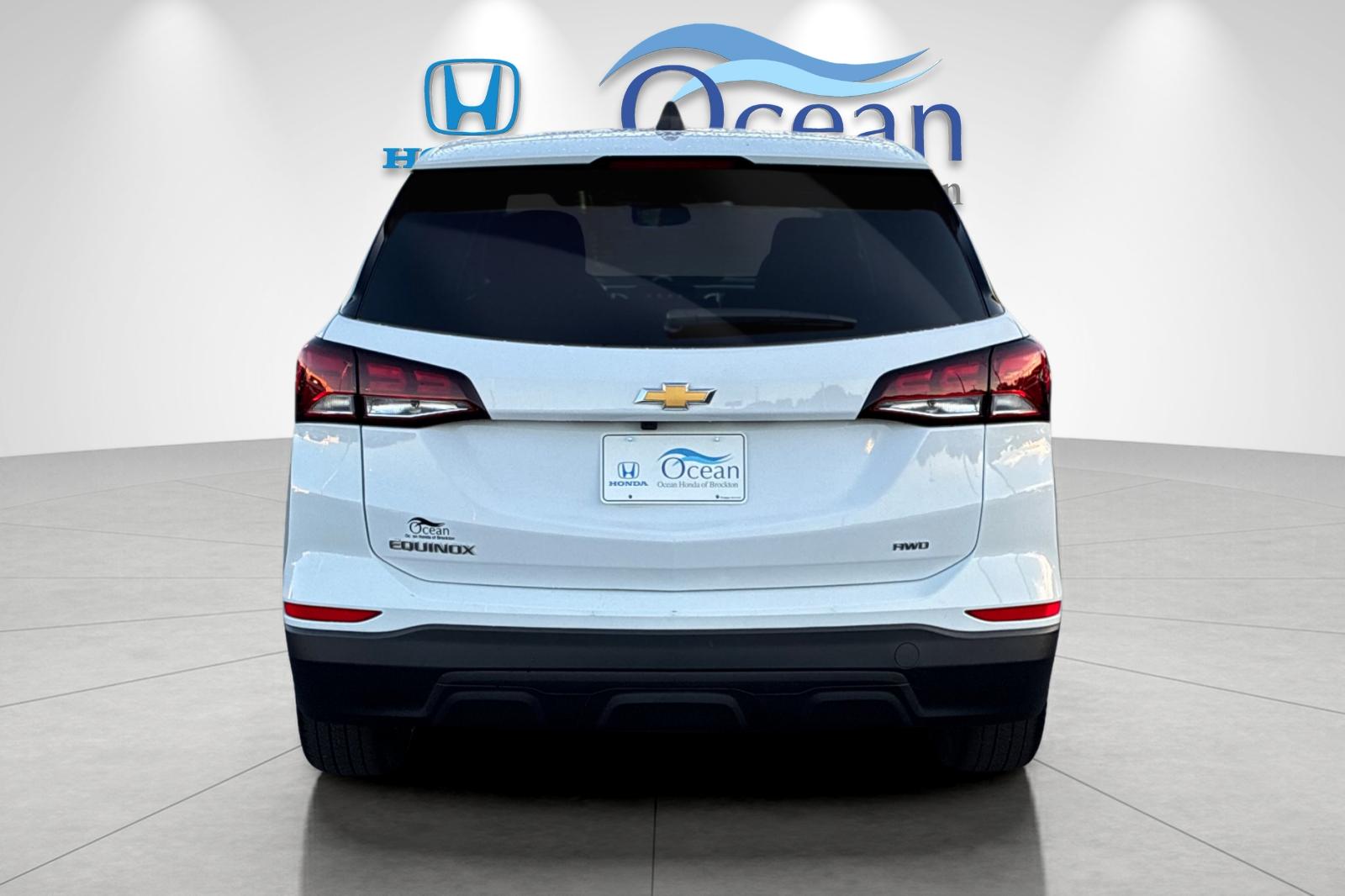 Used 2024 Summit White Chevrolet LS image 4