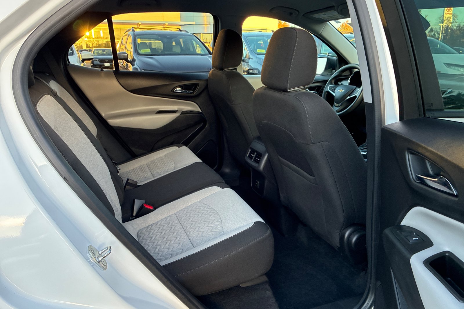 Used 2024 Summit White Chevrolet LS image 18