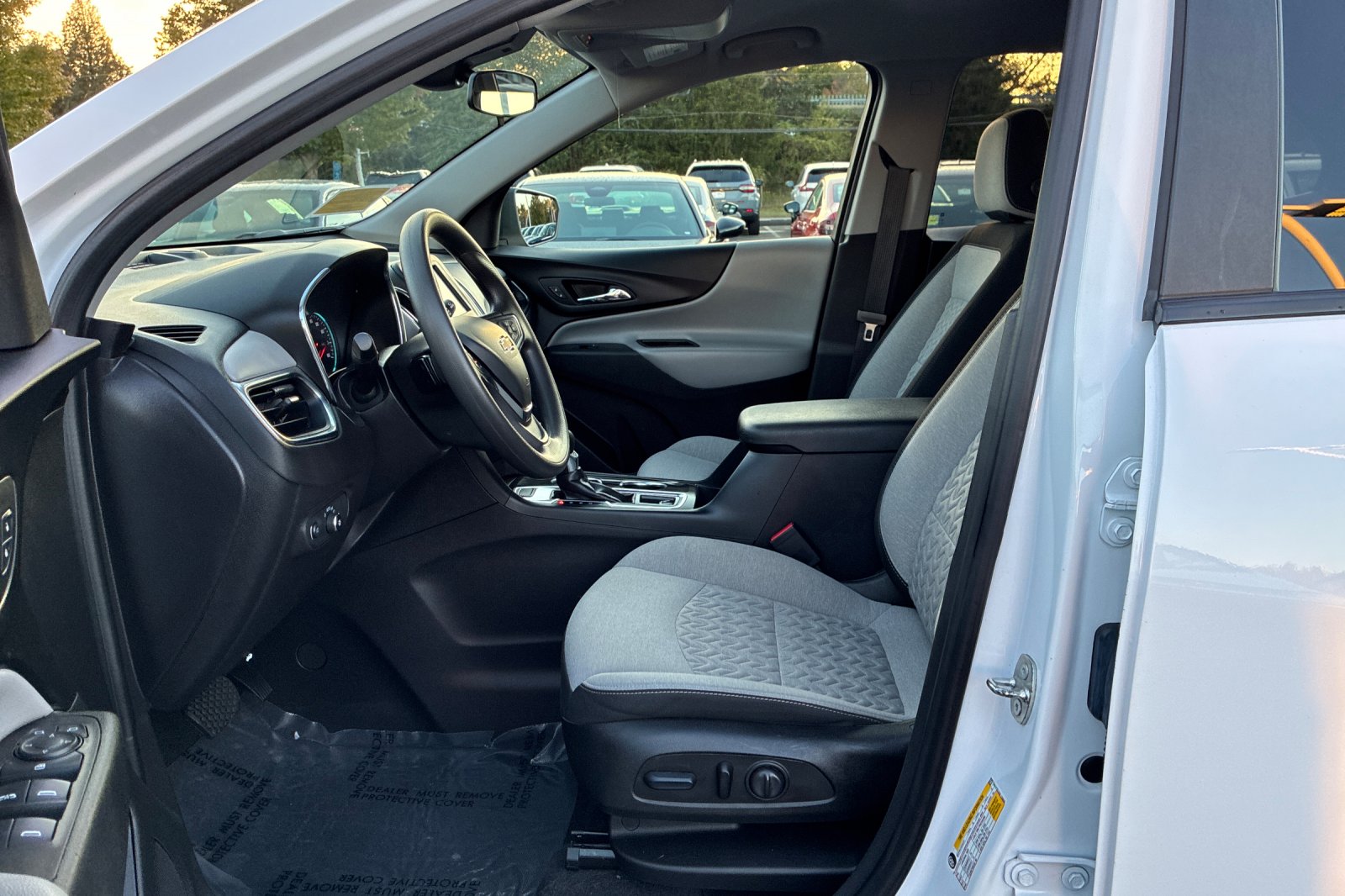 Used 2024 Summit White Chevrolet LS image 11