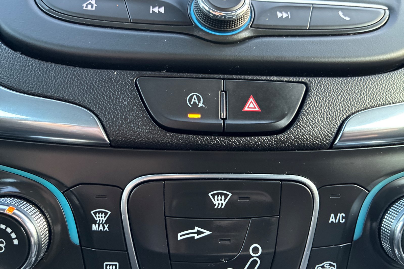 Used 2024 Summit White Chevrolet LS image 44