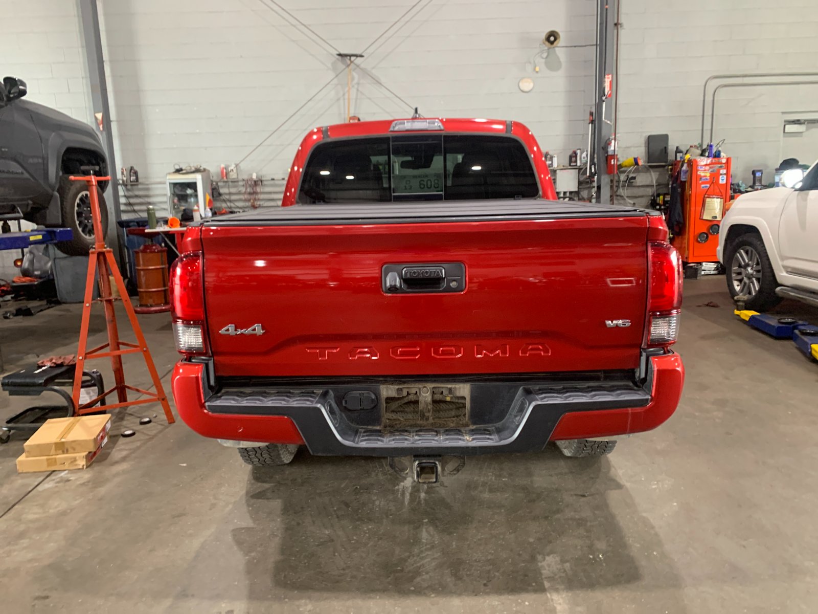 Used 2022 Red Toyota SR5 image 3