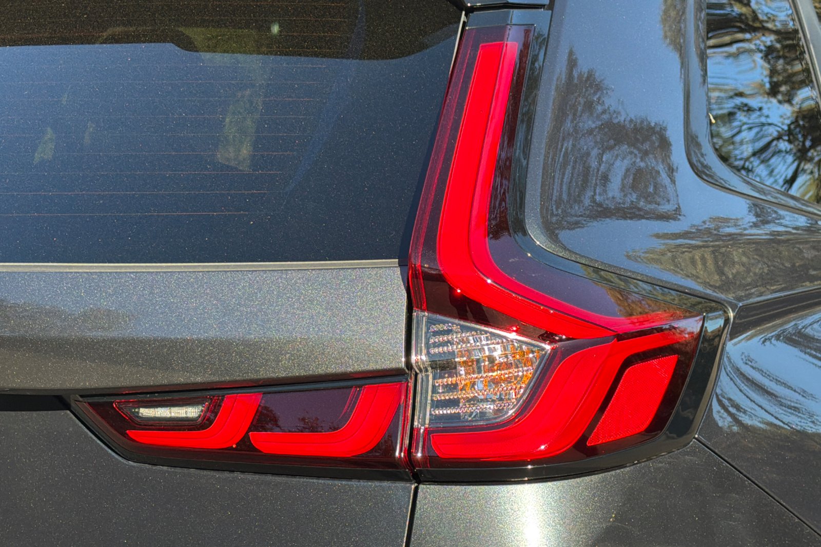 New 2027 Meteorite Gray Metallic Honda Sport Touring image 33