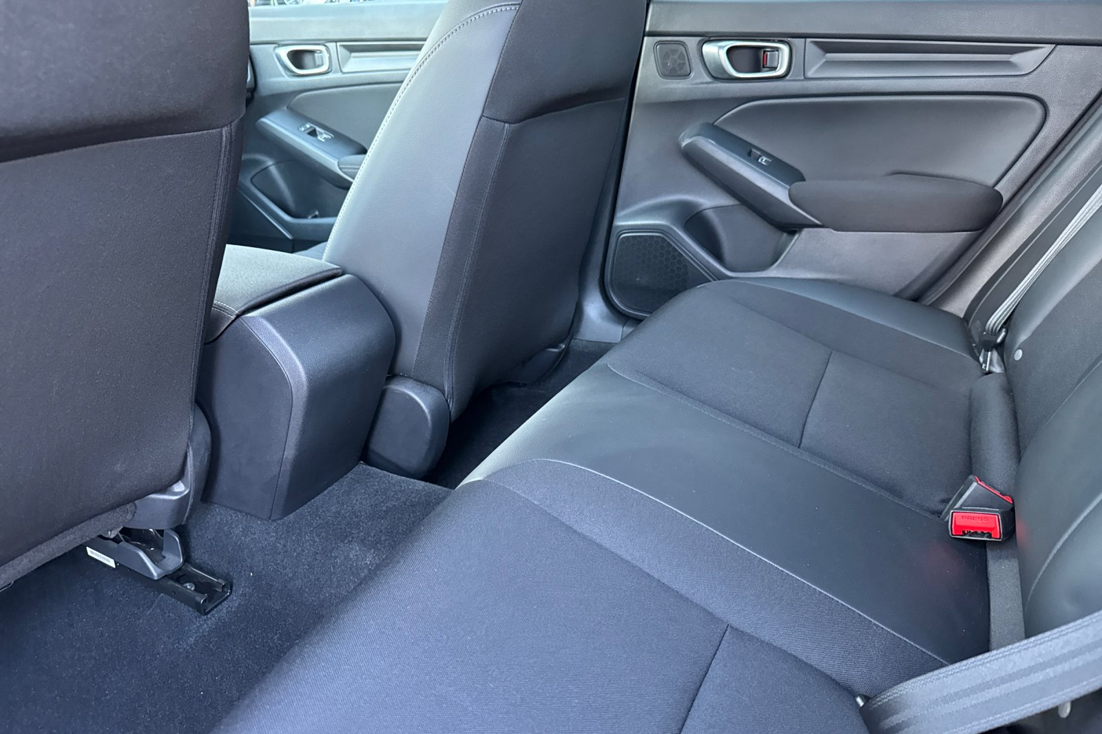 Certified Used 2024 Meteorite Gray Metallic Honda 2.0L 4D SPORT image 7