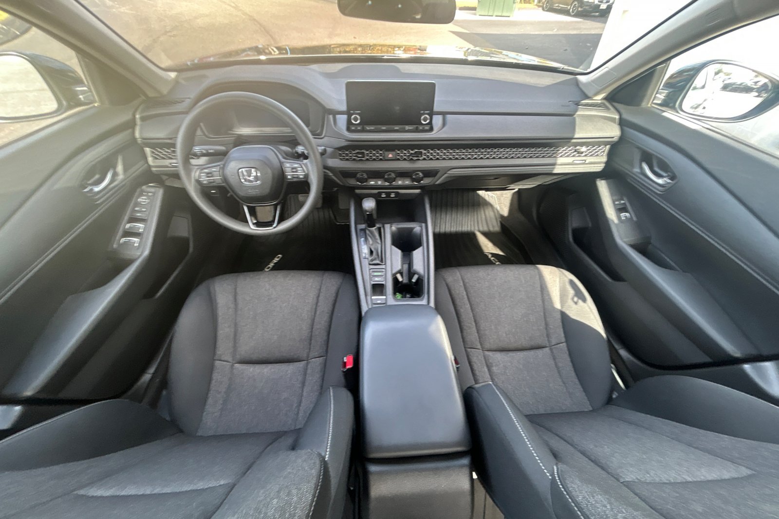 Used 2024 Meteorite Gray Metallic Honda LX image 13