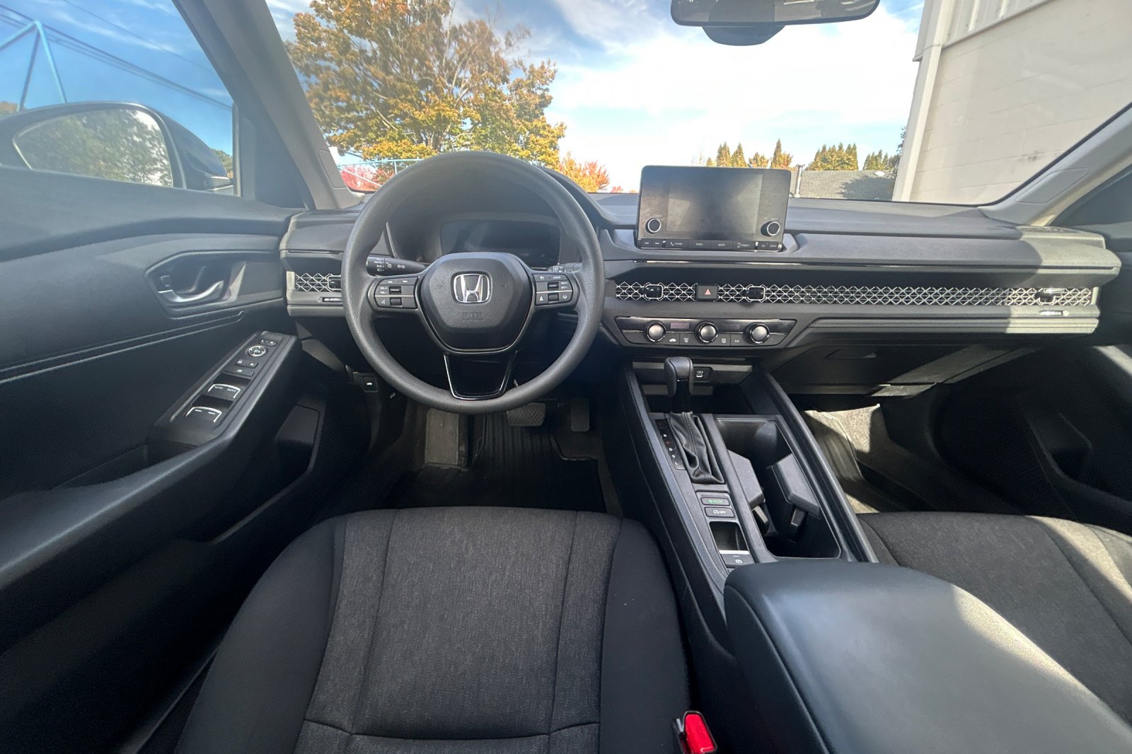 Used 2024 Meteorite Gray Metallic Honda LX image 14