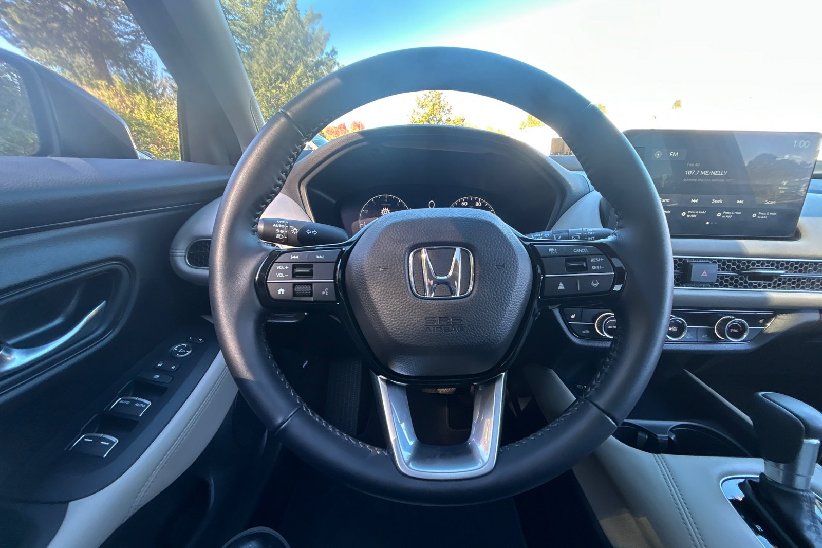 Used 2026 Modern Steel Metallic Honda EX-L image 23